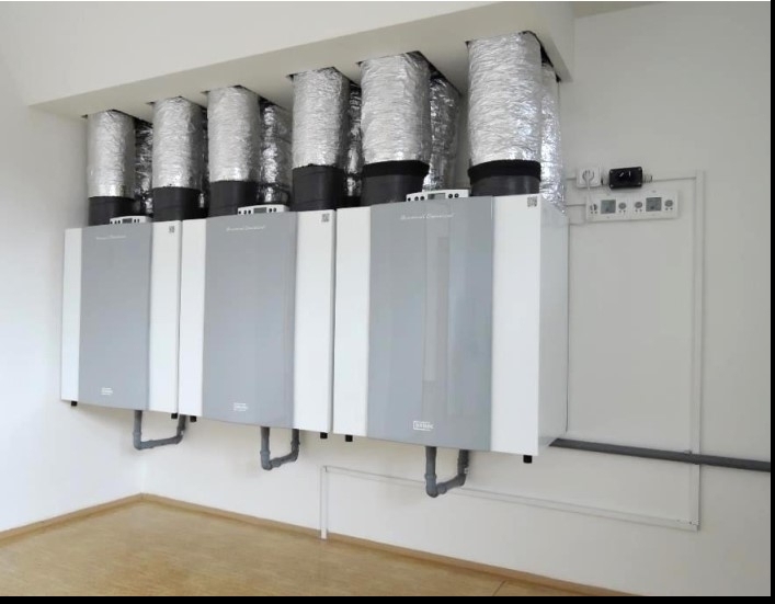 paralelní zapojení jednotek pro administrativní budovy